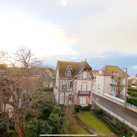 Joli Studio ☆ 100M De La Mer Et Du Centre Ville ☆ Cabourg Dış mekan fotoğraf